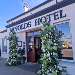 Arnolds Hotel & Riding Stables